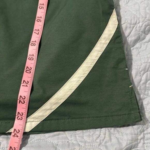 Iguana Med Womens V-Neck Scrub Top Size L Green & White Polyester - Picture 8 of 8